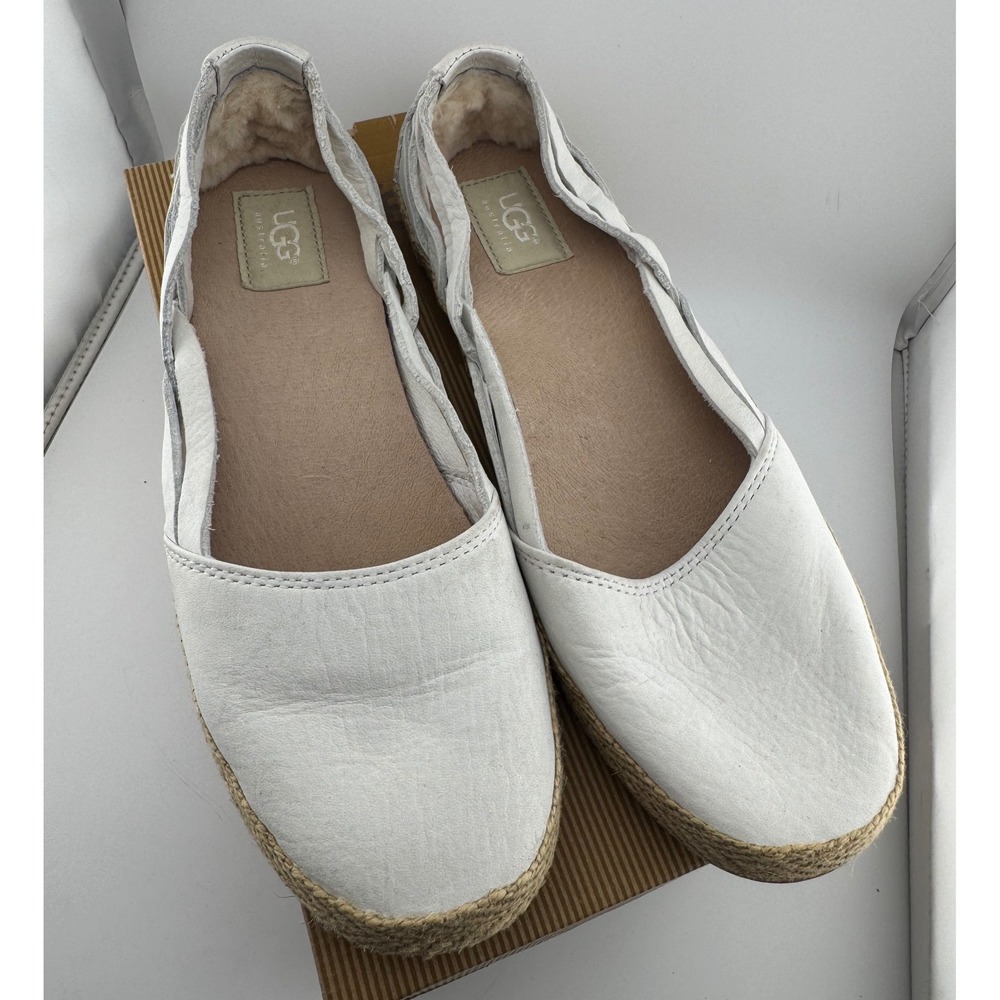 UGG Australia Cicily Espadrille Flats‎ 8 White Excellent Leather Slip On 1006664